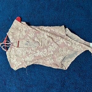 Elegant Lace Bodysuit in Cream